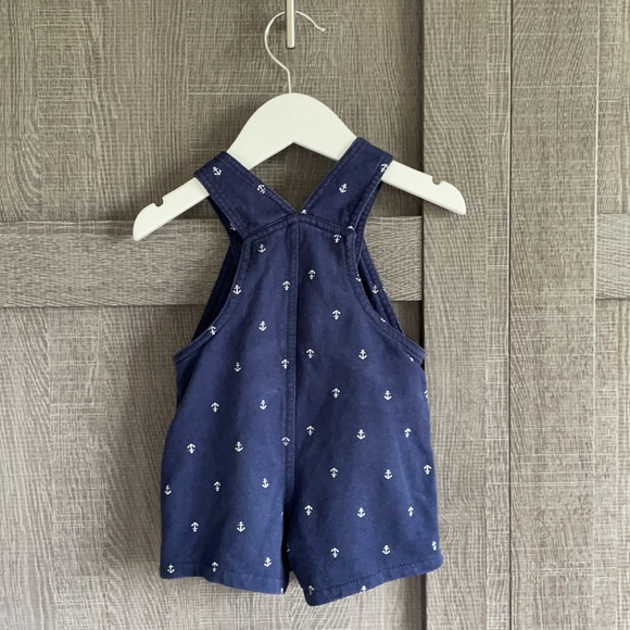 4/$24⭐️Carter’s anchor romper - Picture 2 of 6